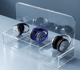 Is acrylic display stand easy to scratch? How to avoid it?