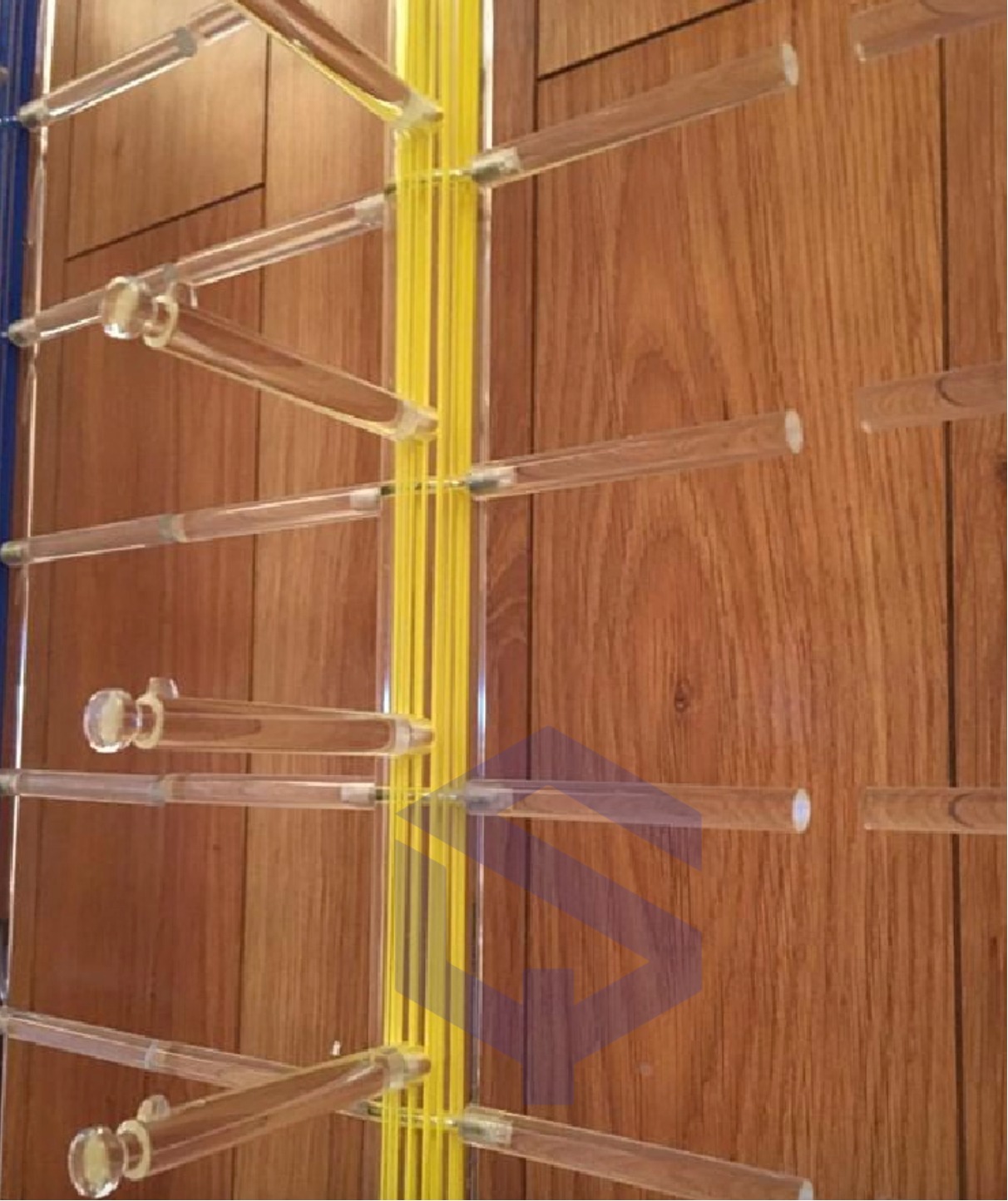 Acrylic eyewear display stand